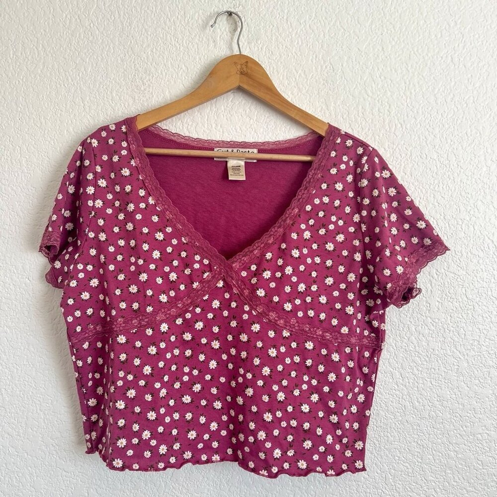 Cut & Paste Size L Short Sleeve V-Neck Floral Coquette Girl Babydoll Crop Tee